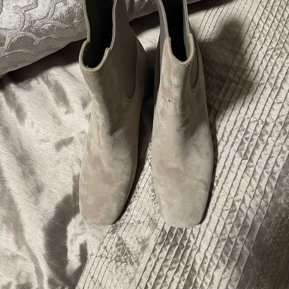 Vince Gray Ankle Booties with Sleek Design